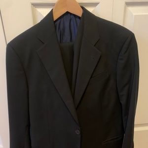 Men’s Black Suit 3 piece Armani Collezioni - 38R